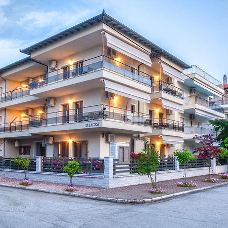 U Jacka Apartment Неи Порои Екстериор снимка