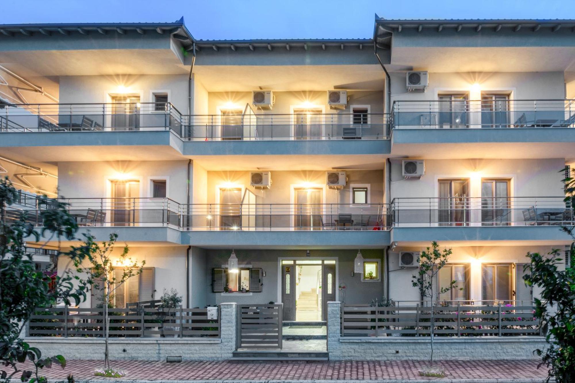 U Jacka Apartment Неи Порои Екстериор снимка