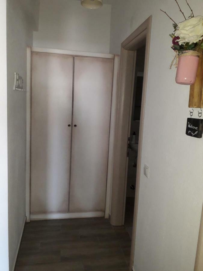 U Jacka Apartment Неи Порои Екстериор снимка